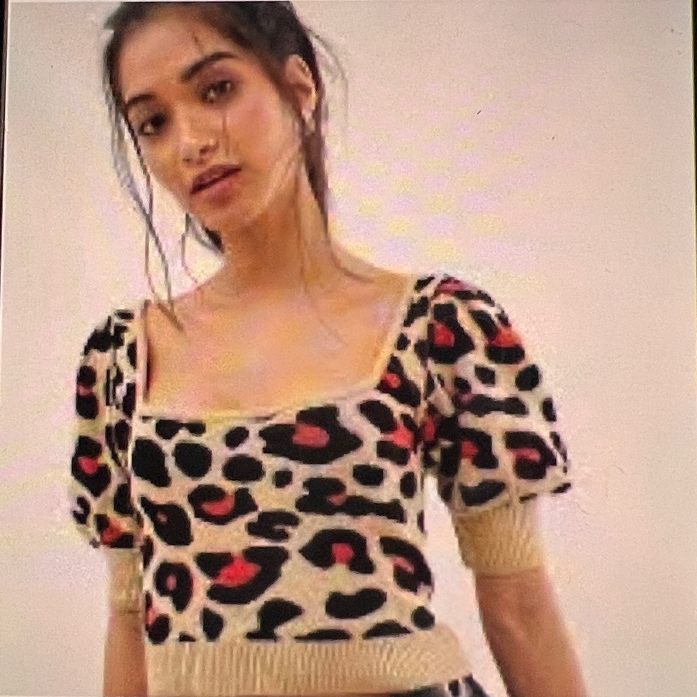 Asos leopard print knit crop top size 4